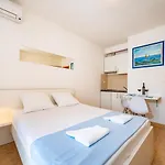 Gasthuis Prkacin Starigrad Paklenica