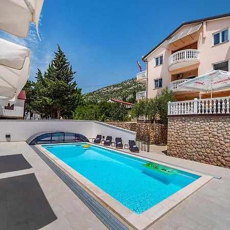 Prkacin Starigrad Paklenica