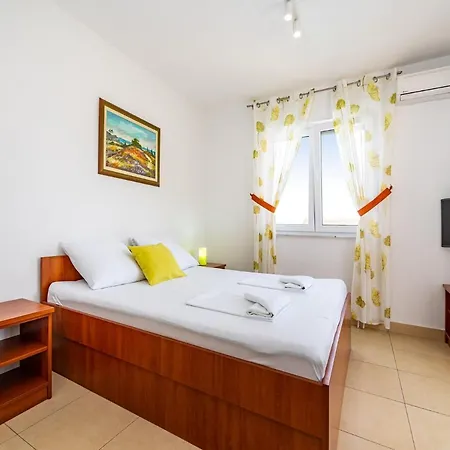Prkacin Starigrad Paklenica