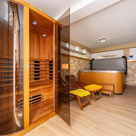 Guest house Prkacin 3*